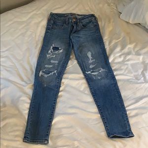 Distressed Super Stretch Skinny jeans
